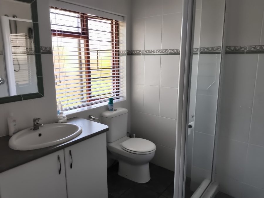 3 Bedroom Property for Sale in The Island Western Cape